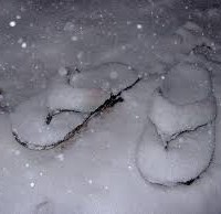 snowy-sandals
